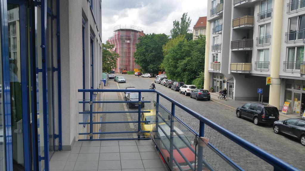 Lut10Her Sky-Fly Hotel Lipsia Esterno foto