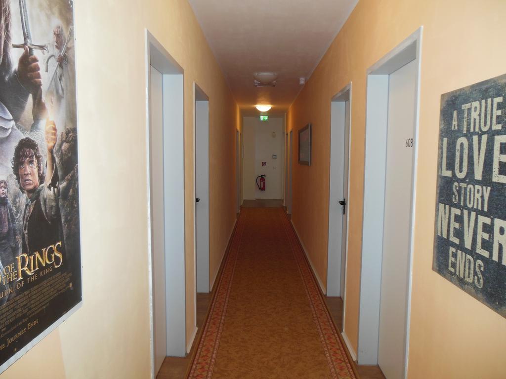 Lut10Her Sky-Fly Hotel Lipsia Esterno foto
