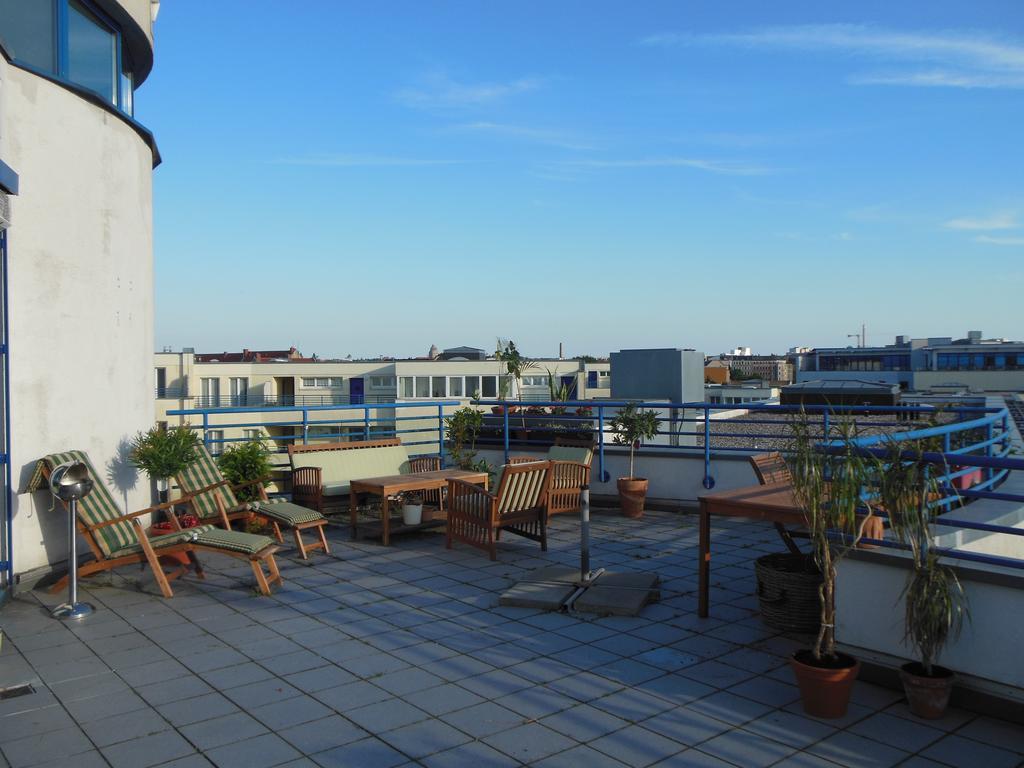 Lut10Her Sky-Fly Hotel Lipsia Esterno foto